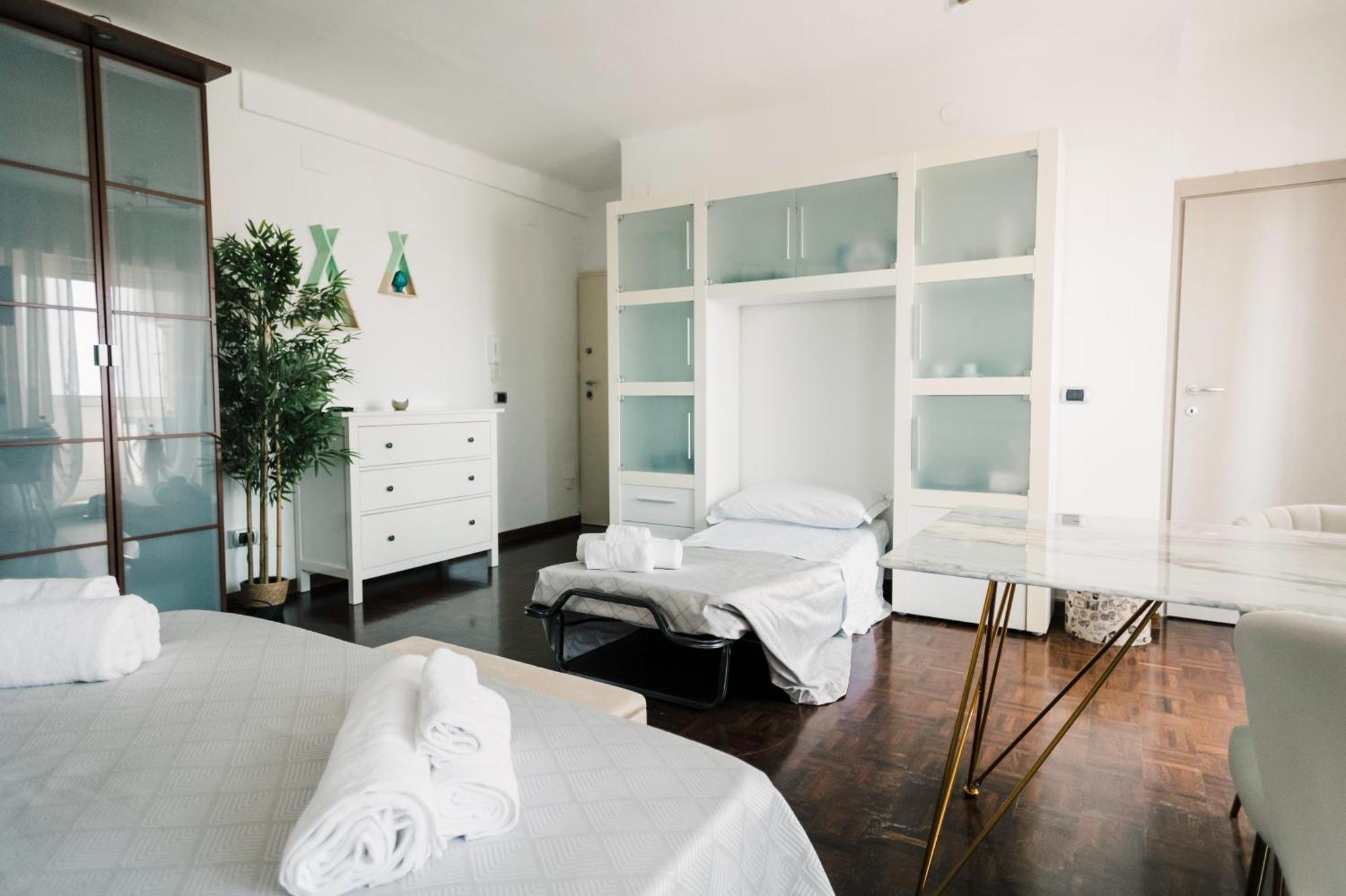 Bari Central Suite - Central Apartment With Sea View - Bari Eksteriør bilde