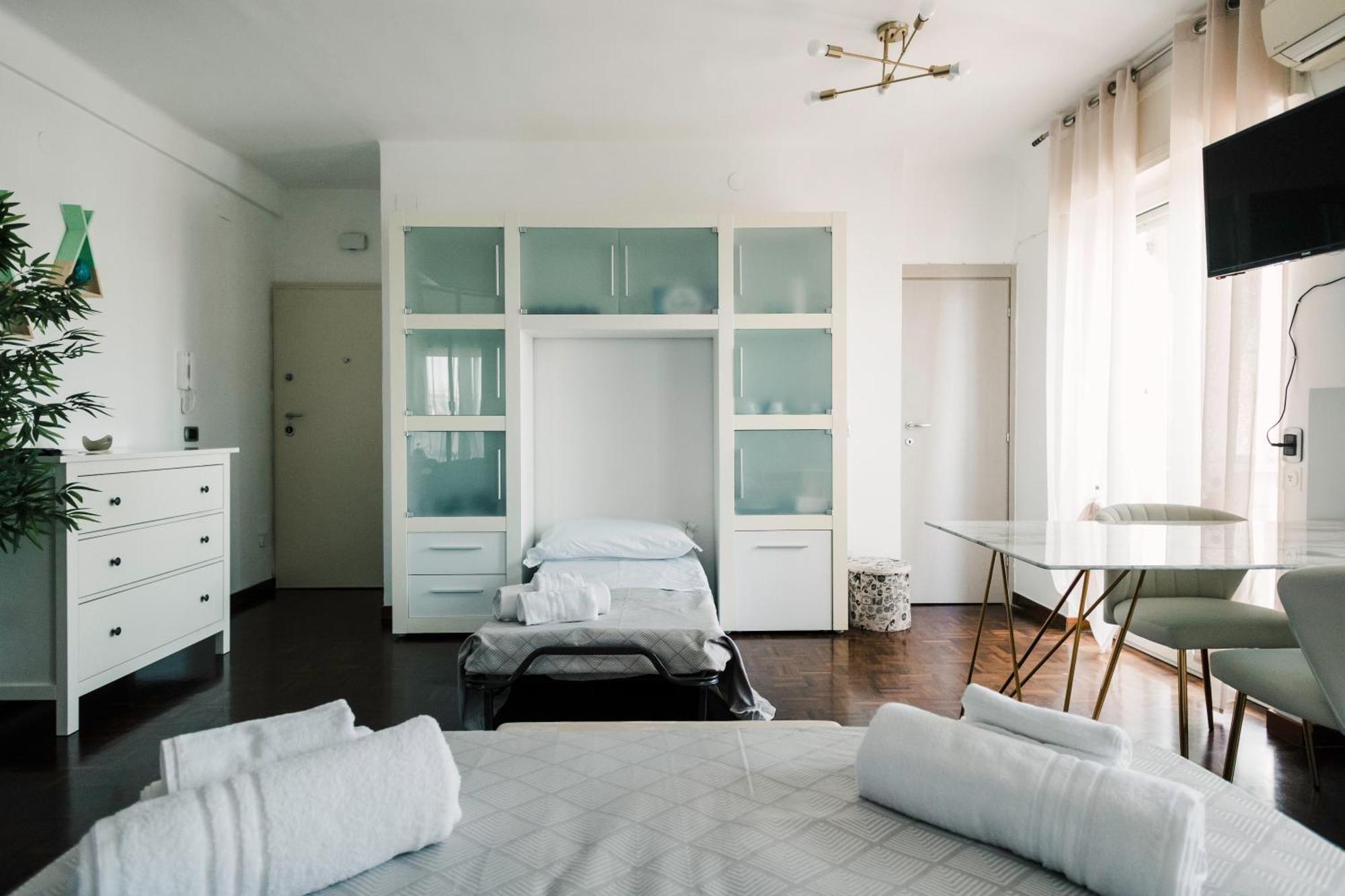 Bari Central Suite - Central Apartment With Sea View - Bari Eksteriør bilde